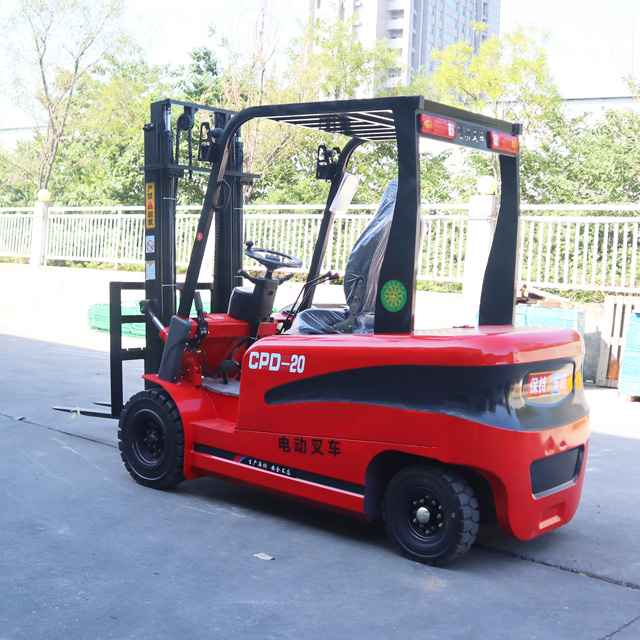 Özel 2.0 Tonluk Forklift Kamyo - Heavy Equipment Logistics incelemesi ve fiyatı