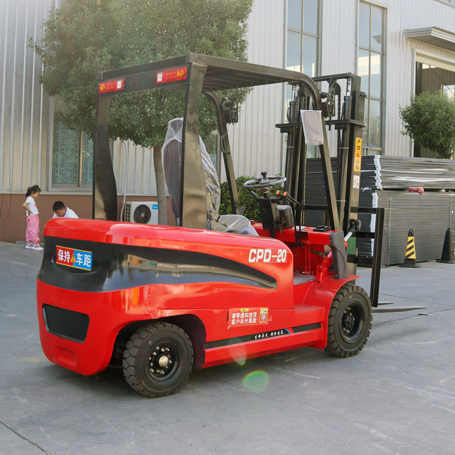 Özel 2.0 Tonluk Forklift Kamyo - Heavy Equipment Logistics incelemesi ve fiyatı